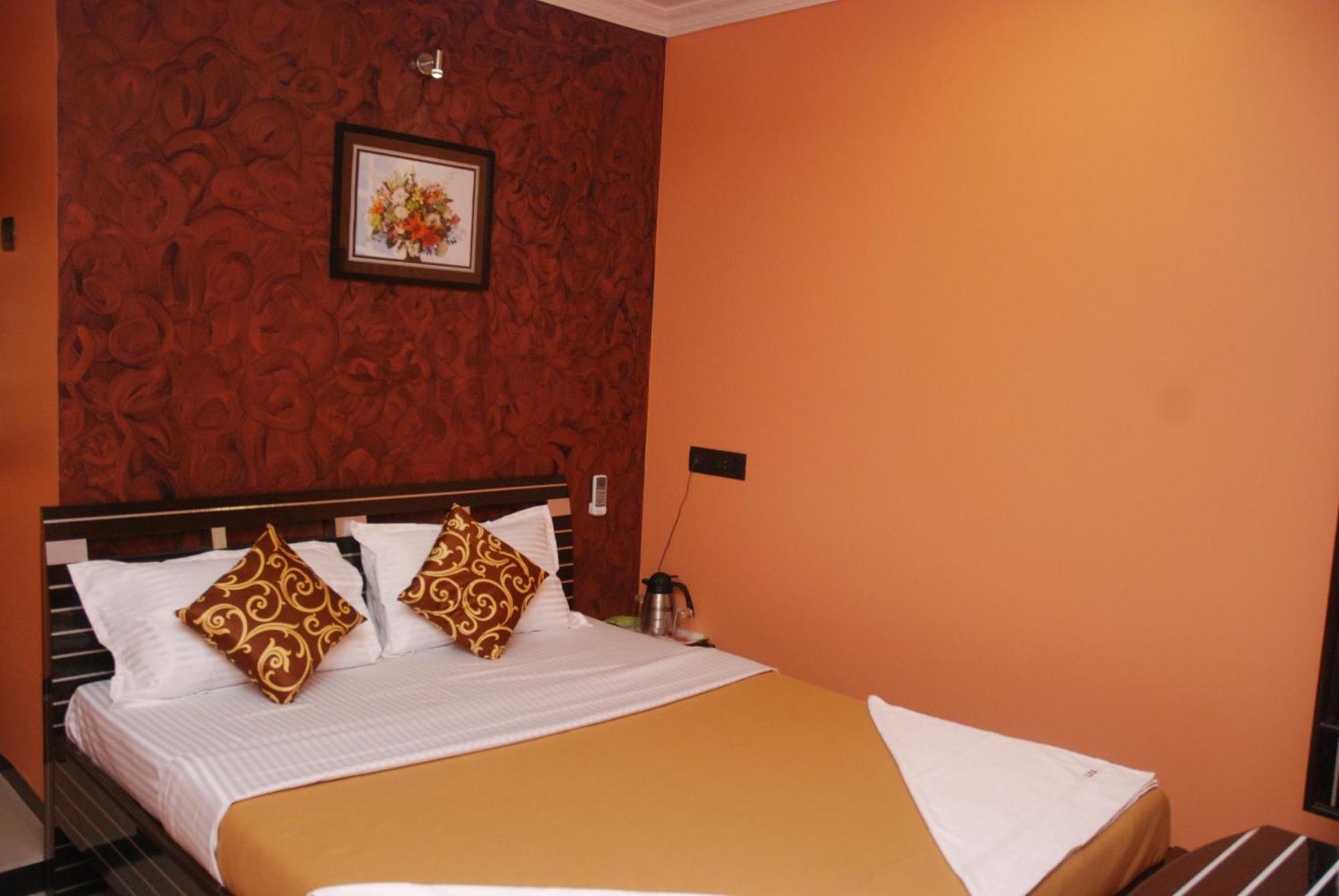 Hotel Cosmo - Mumbai, Mumbai